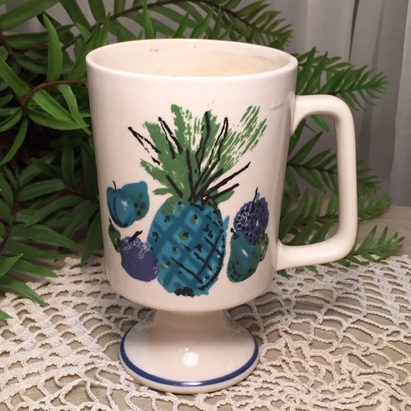 Vintage MCM Fruit Design Pedestal Coffee Mug - Picture 7 of 16